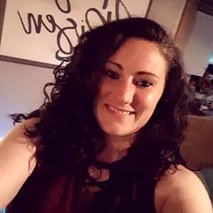 Meet your Posher, Deidra